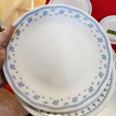 Large Collection of Corning Corelle Plates & Bowls Many Patterns on the Dinner Plates