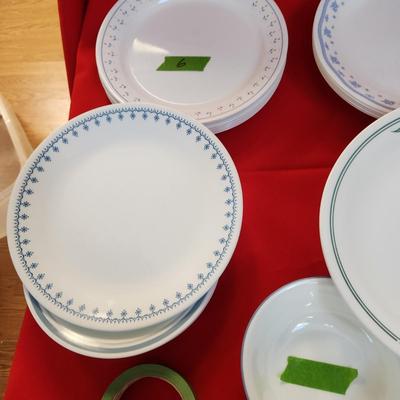 Large Collection of Corning Corelle Plates & Bowls Many Patterns on the Dinner Plates