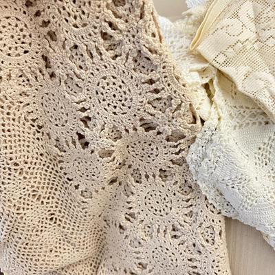 Big Lot Vintage Lace, Linens, Tattings (1 of 2)