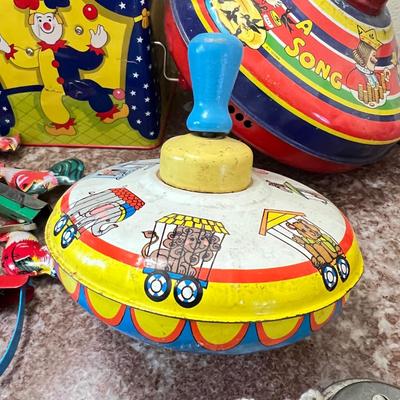 Vintage Metal Tin Toys Lot Ohio Art Noise Makers Jack in the Box