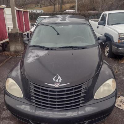 Chrysler PT Cruiser Four Door with Keys and Title (For Parts Only Condition)