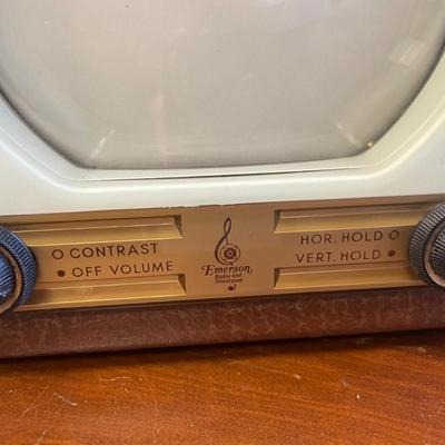 Vintage 1949 Emerson TV Model 600 - Portable TV Professionally Restored & Works