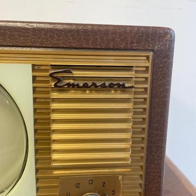 Vintage 1949 Emerson TV Model 600 - Portable TV Professionally Restored & Works