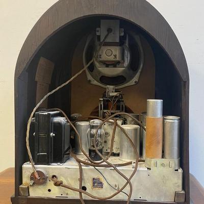 1930s PHILCO CATHEDRAL RADIO/ Professionally Restored & Works
