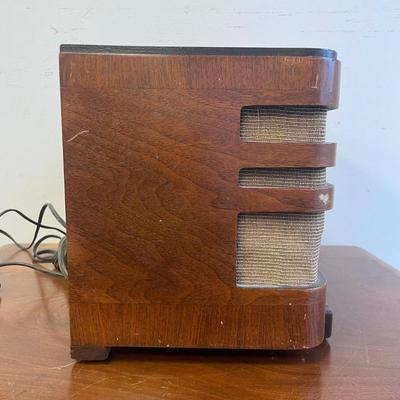 1930s Setchell-Carlson 407 Wood tube radio/ Professionally Restored & Works