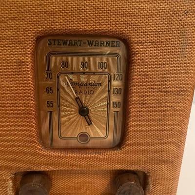 Vintage 1930's Stewart Warner Radio Professionally Restored & Works