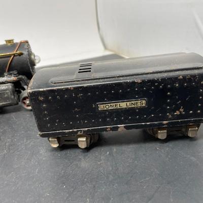 2 Lionel Engines & Tender