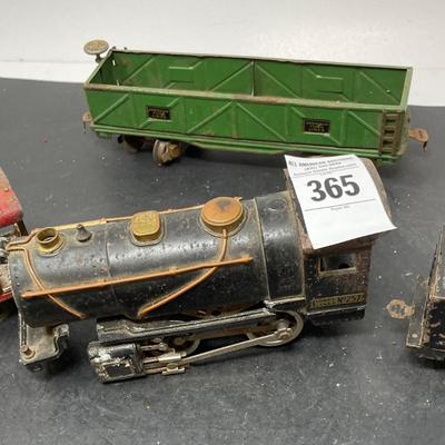 Lionel 257 Engine & Tender Rolling Stock
