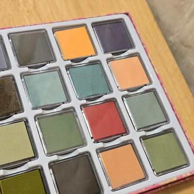 ANNA GRIFFIN Designer Ink SET of 24 PIGMENT COLOR INKS in BOX