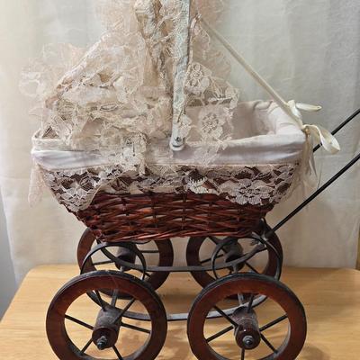 Small Doll Carriage