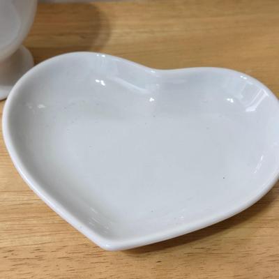 Mixed Porcelain Pieces