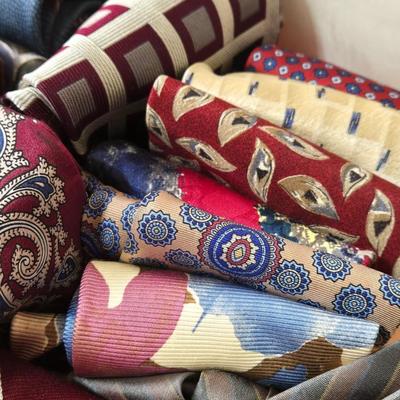 Men's Tie Lot