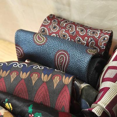 Men's Tie Lot