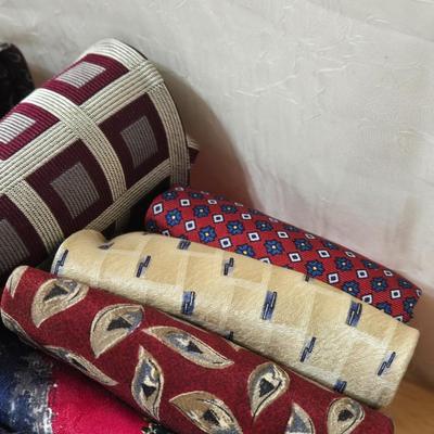 Men's Tie Lot