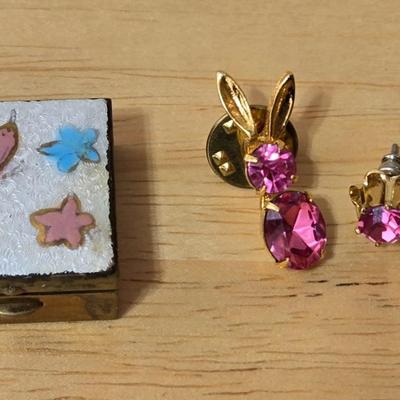 Small Vintage Enamel Box and Pink Stone Bunny Pin and Earrings