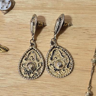 Mixed Jewelry Lot