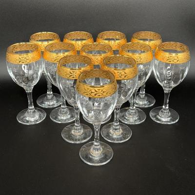Set of 12 Cristalleria Fratelli Fumo Gold Rimmed Wine Glasses