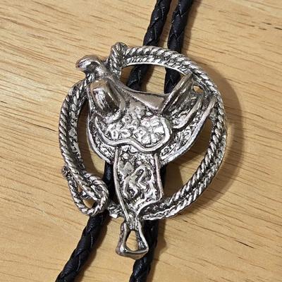 Silver Saddle Bolo Tie