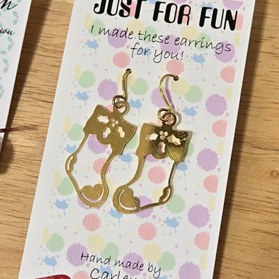 New Gold Tone Holiday Earrings