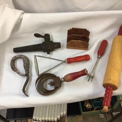 Kitchen Utensil Lot