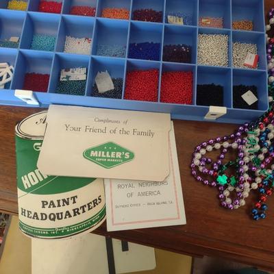 LARGE ASSORTMENT OF JEWELRY MAKING & CRAFT BEADS