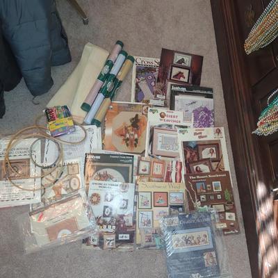 NEEDLEPOINT KITS
