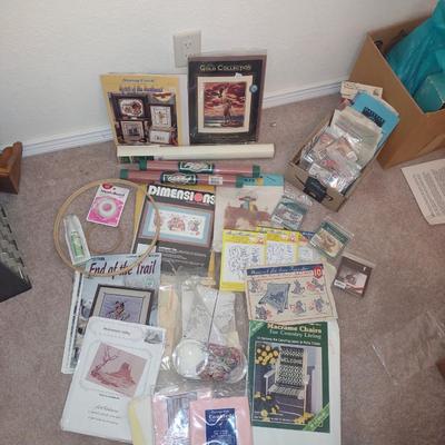 VARIOUS CRAFT KITS