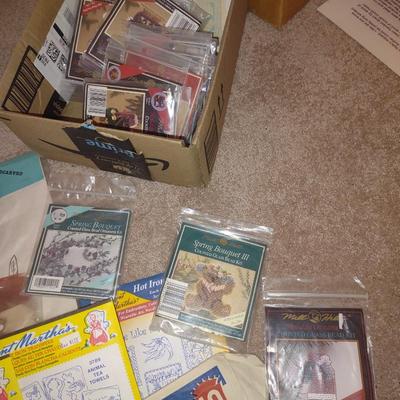 VARIOUS CRAFT KITS