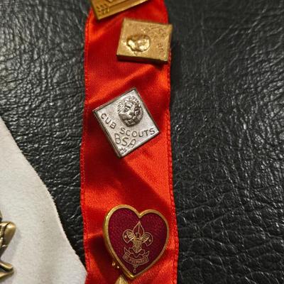 Large Lot of Vintage Pins and Hat Pins