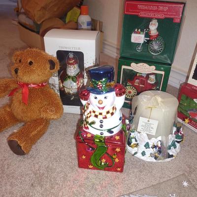CHRISTMAS DECORATIONS