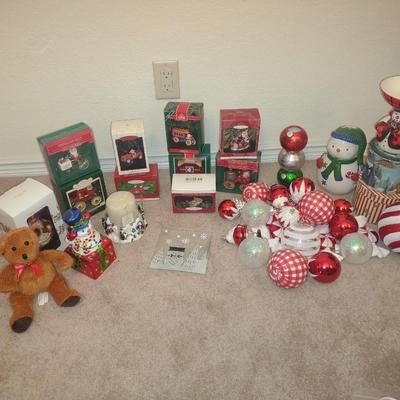 CHRISTMAS DECORATIONS