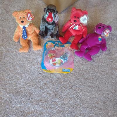 BEANIE BABIES