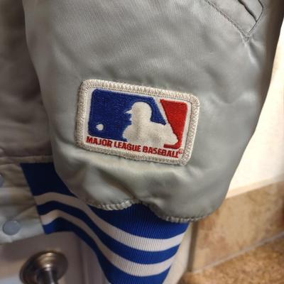 LA DODGERS STARTER JACKET AND PULLOVER SHIRT (XL)