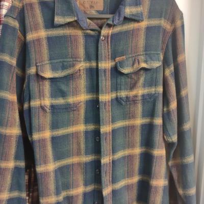 MEN'S NAME BRAND LONG SLEEVE SHIRTS SIZE L