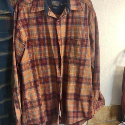 MEN'S NAME BRAND LONG SLEEVE SHIRTS SIZE L