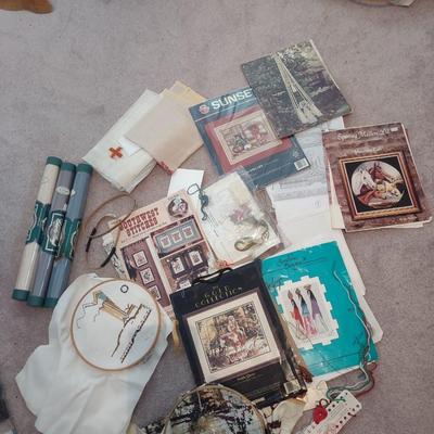 NEEDLEPOINT KITS