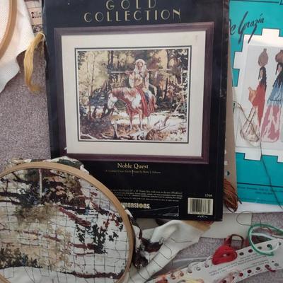 NEEDLEPOINT KITS