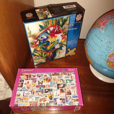 WORLD GLOBE AND JIGSAW PUUZZLES