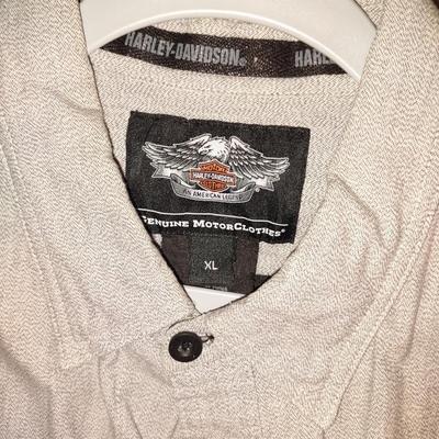 MENS HARLEY DAVIDSON SHIRTS (L & XL) AND SHORTS (38)