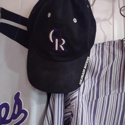 MEN'S COLORADO ROCKIES SHIRTS AND HAT(L & XL)