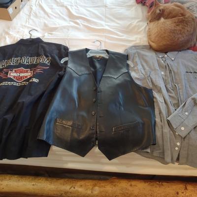 SCULLY LEATHER VEST & HARLEY DAVIDSON SHIRTS