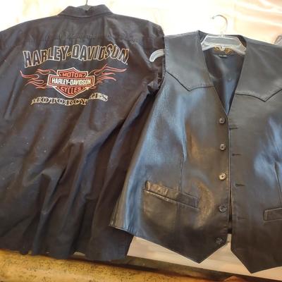 SCULLY LEATHER VEST & HARLEY DAVIDSON SHIRTS