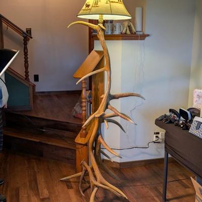 Stunning Natural Elk antler floor lamp, excellent condition for age and use