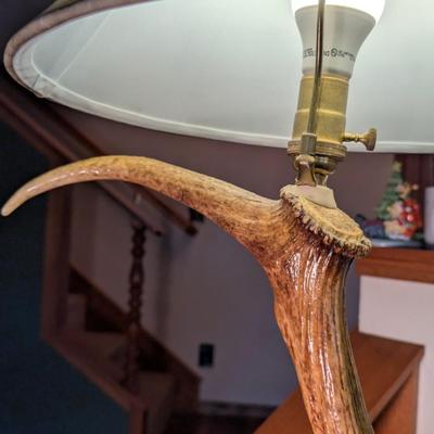 Stunning Natural Elk antler floor lamp, excellent condition for age and use