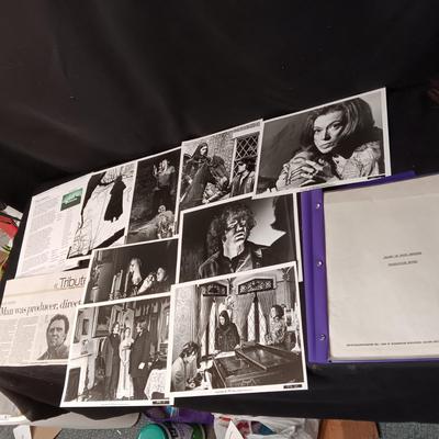 "DARK SHADOWS" PRODUCTION NOTES AND 8X10 PHOTOS