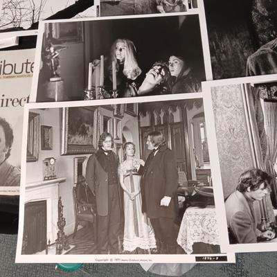 "DARK SHADOWS" PRODUCTION NOTES AND 8X10 PHOTOS
