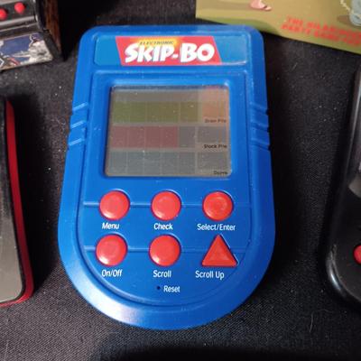 HANDHELD AND TABLETOP GAMES