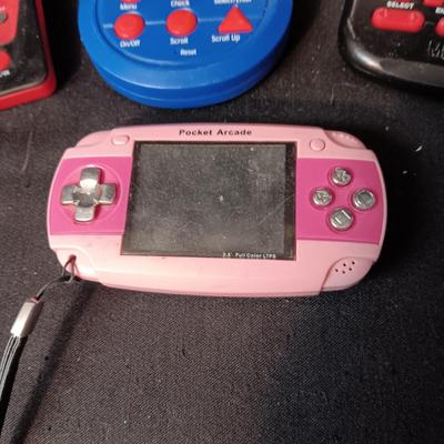 HANDHELD AND TABLETOP GAMES