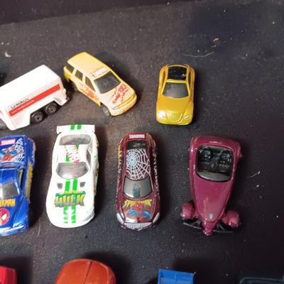 A COLLECTION OF MAISTO TOY CARS