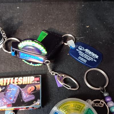 LARGE COLLECTION OF KEYCHAINS